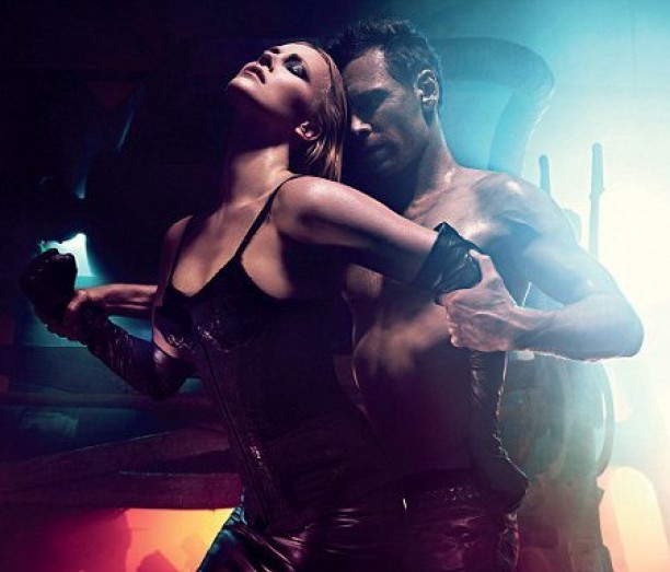 e50582ce88a3071bd1c8a439577a8d10_XL