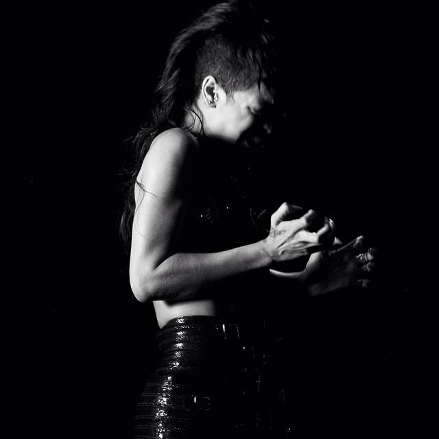 Rihanna-6