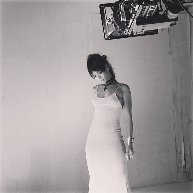 Rihanna-7