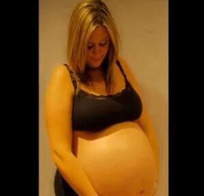 Ανατριχιαστική περίπτωση: 32χρονη «πάγωσε» όσους γιατρούς την εξέτασαν - Είναι μόλις 12 εβδομάδων έγκυος, αλλά έχει ήδη τεράστια κοιλιά! - Funny-Περίεργα